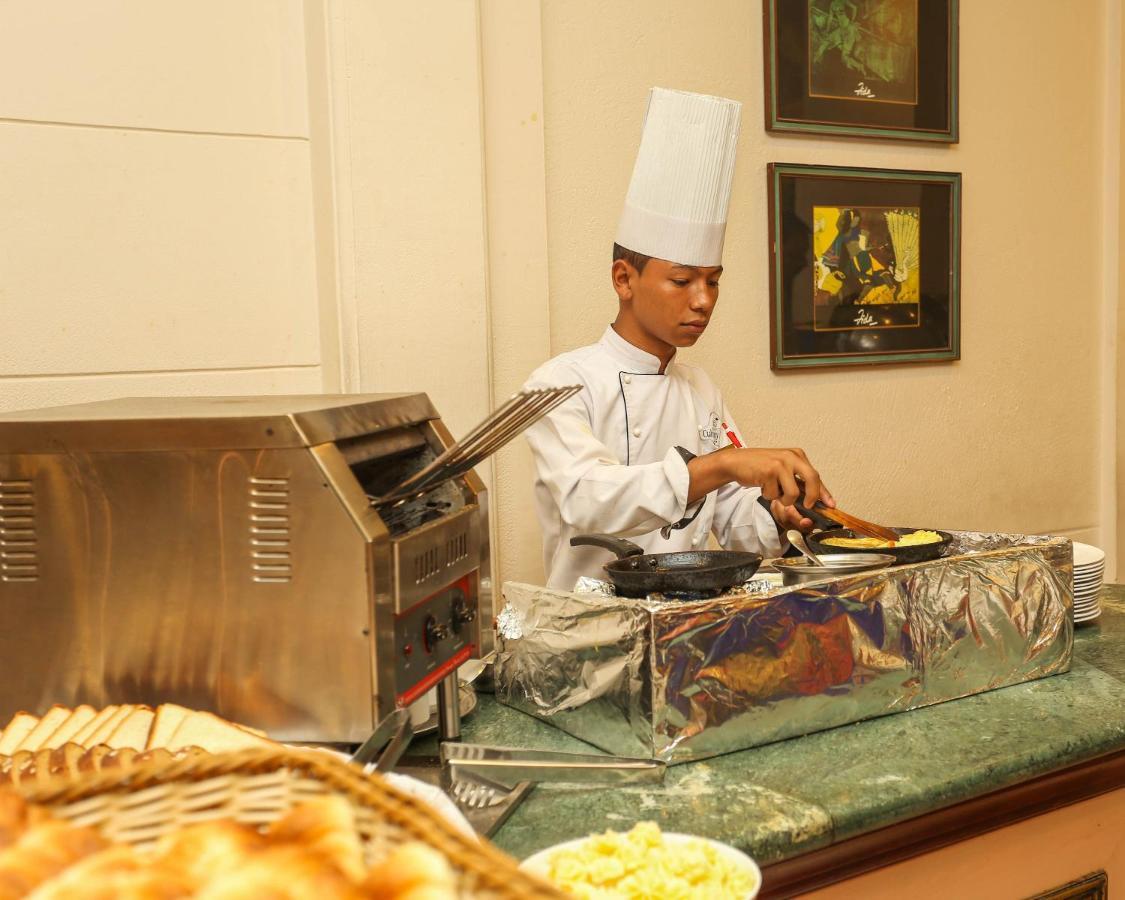 Grand Hotel Kathmandu Exterior photo