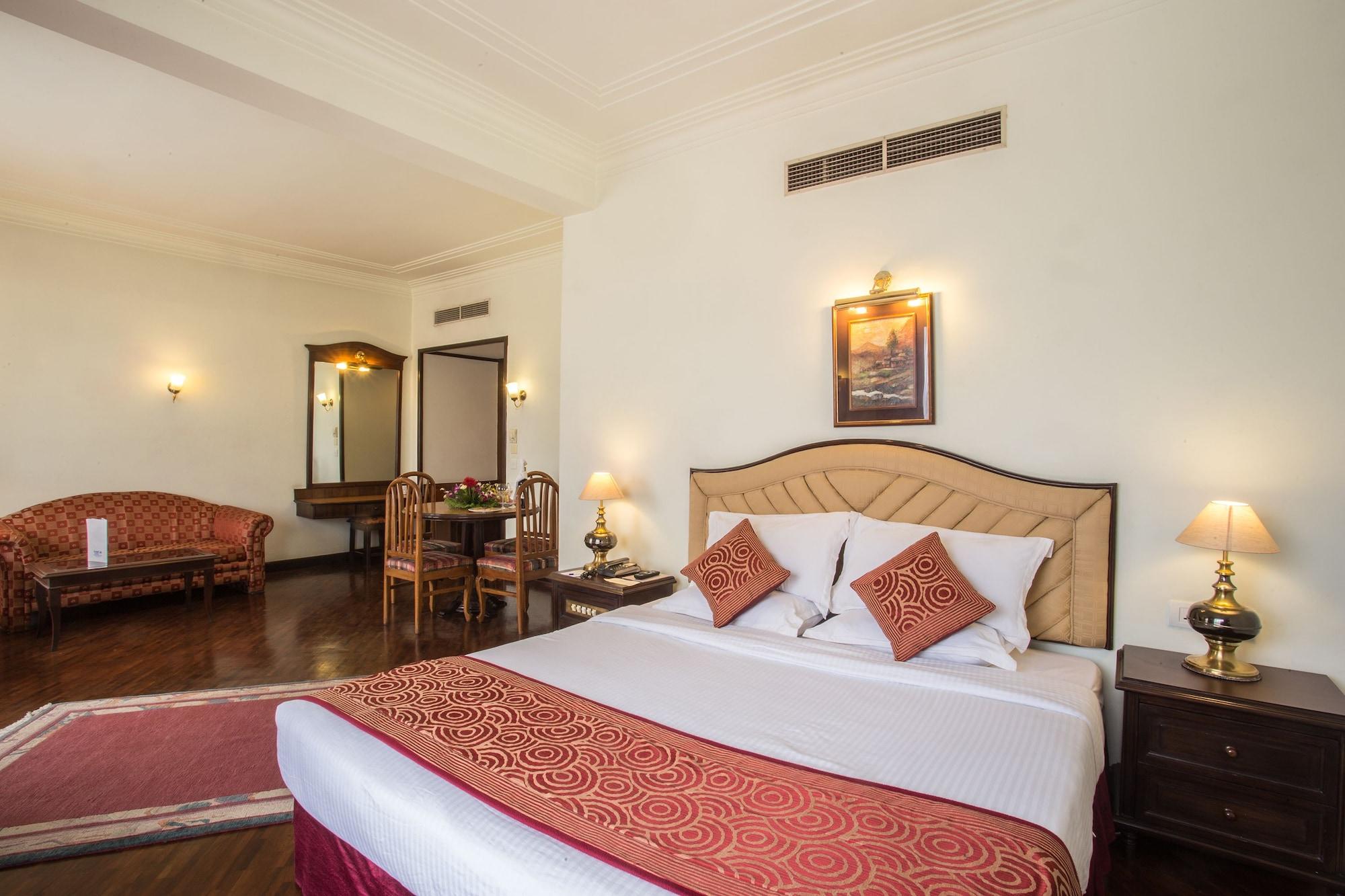 Grand Hotel Kathmandu Exterior photo