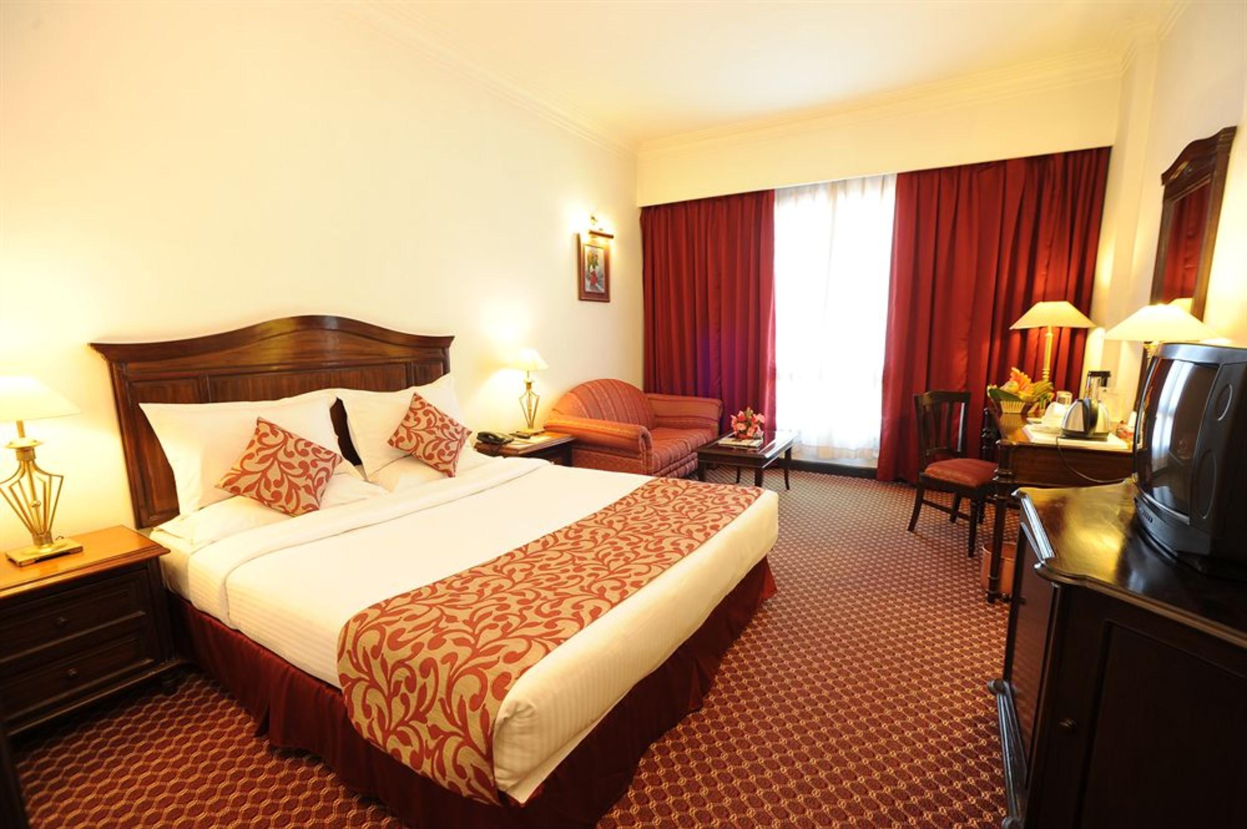 Grand Hotel Kathmandu Exterior photo