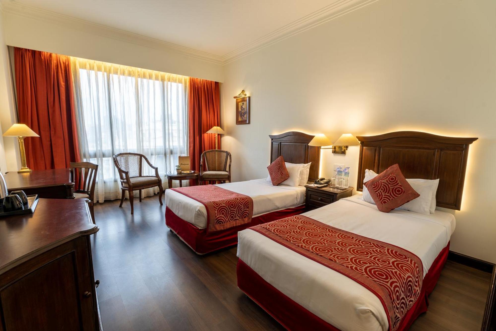 Grand Hotel Kathmandu Exterior photo