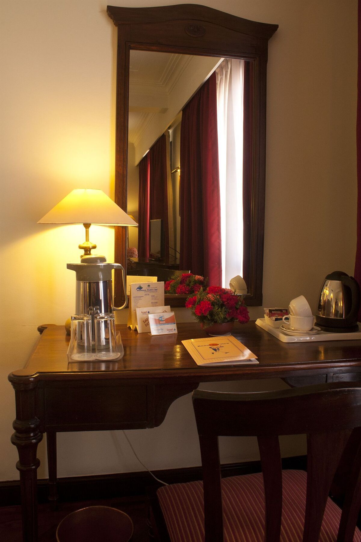 Grand Hotel Kathmandu Exterior photo